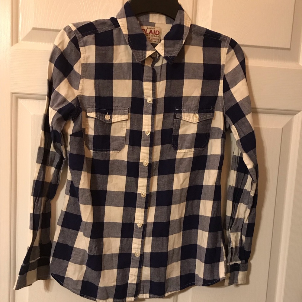 💸💥2/$10💥💸 Plaid Blu & Wh Button Down Shirt
